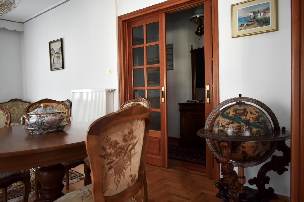 Κεντρικό Και Ευρύχωρο Οροφοδιαμέρισμα Кастория Экстерьер фото